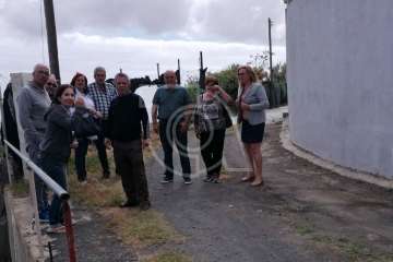 Sosa pone oído a las demandas de vecinos y agricultores de Montaña Las Palmas (Foto TA)